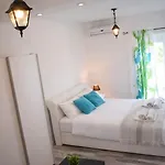 Complex Jelena Vendégház