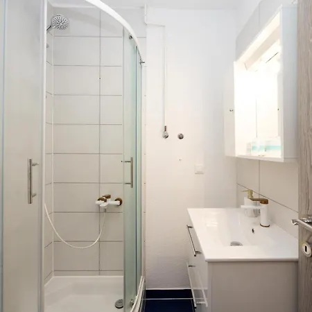 Guest house Complex Jelena 3*