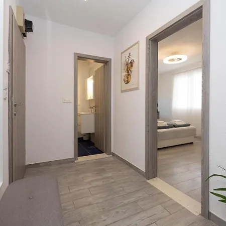 Complex Jelena Guest house