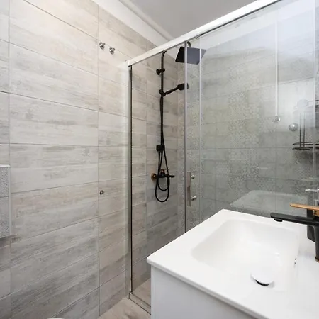 Complex Jelena Guest house