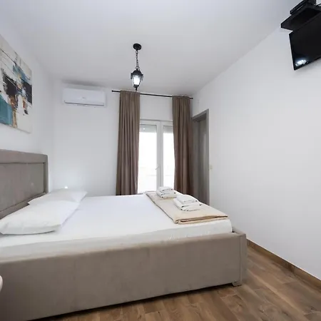 Guest house Complex Jelena 3*